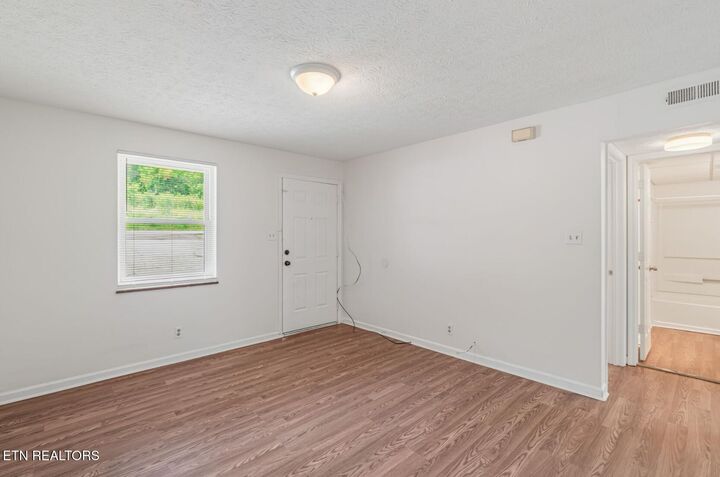 Property Photo: 476, E 482 & 490 Red Bud Rd TN 37920