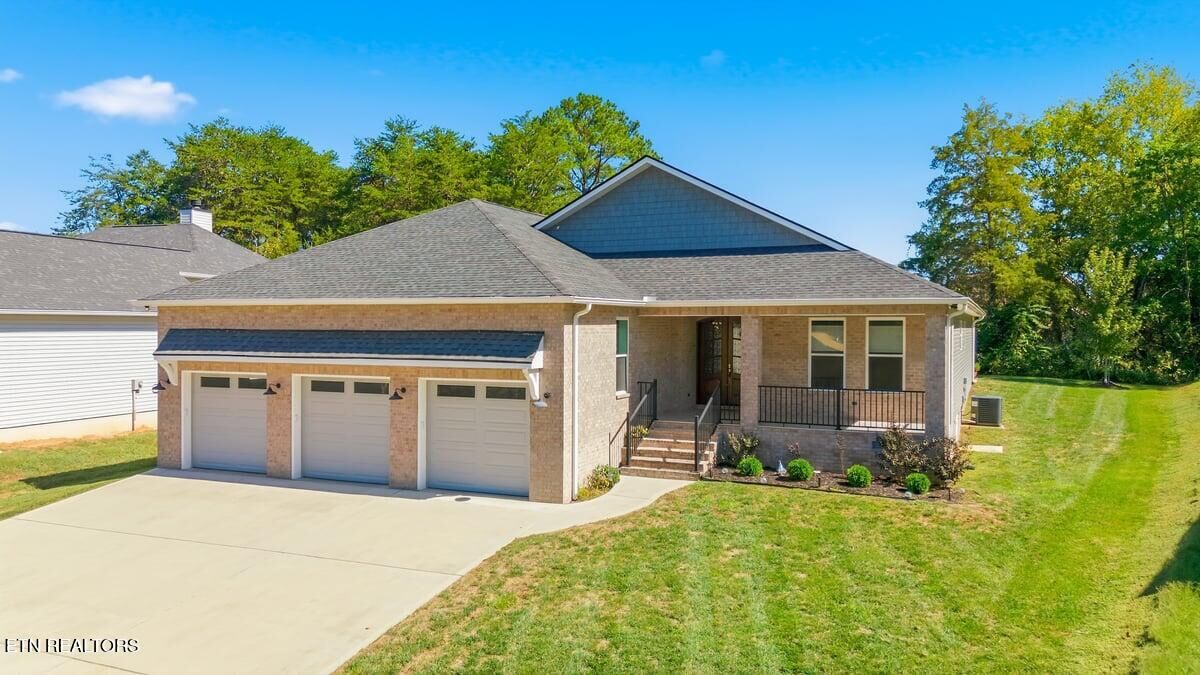 Property Photo:  163 Dudala Way  TN 37774 