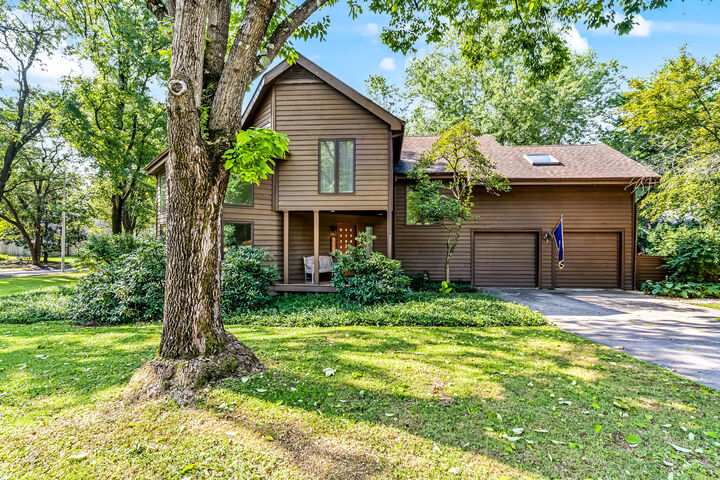 Property Photo:  3717 Higbee Woods Court  KY 40503 