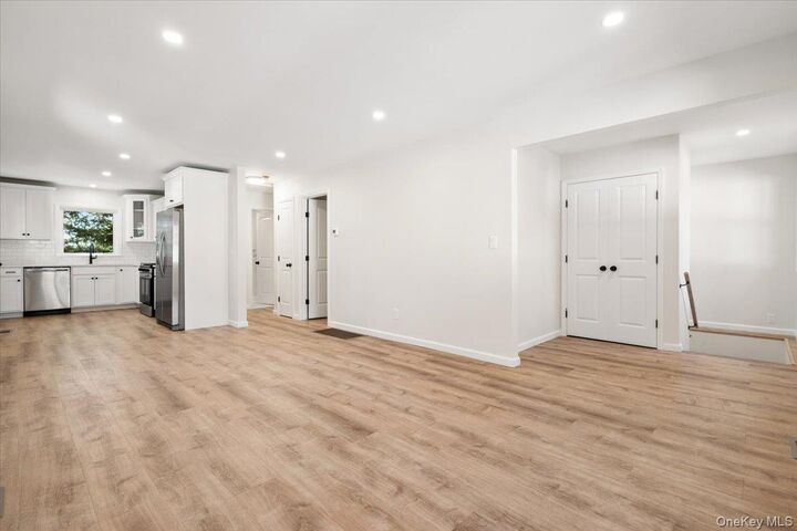 Property Photo:  110 Pleasant Road  NY 10537 