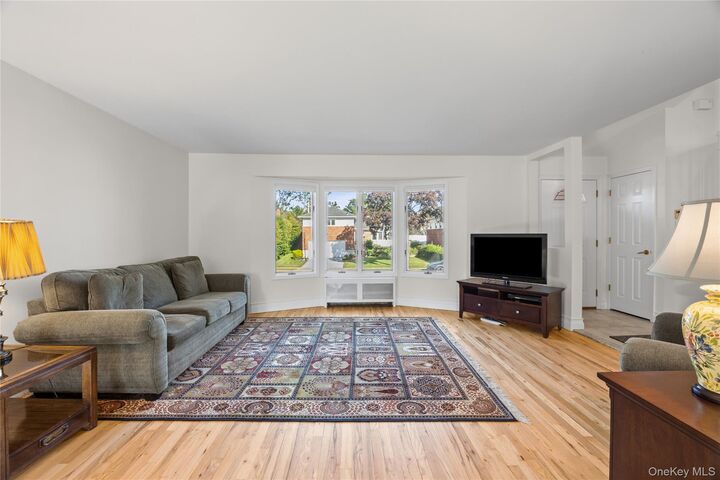 Property Photo:  39 Stauber Drive  NY 11803 