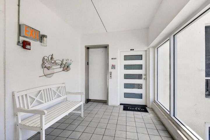 Property Photo:  6144 Midnight Pass Road 4N  FL 34242 