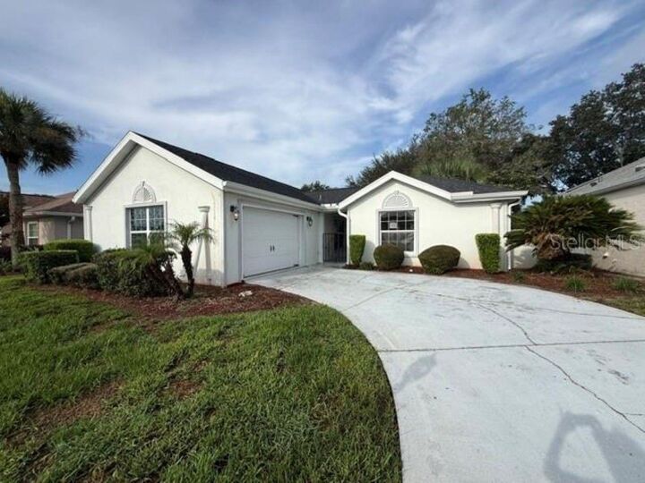 Property Photo: 17816 SE 115th Court FL 34491