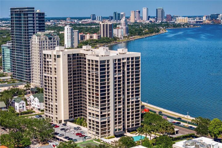 Property Photo: 3301 Bayshore Boulevard 702E FL 33629