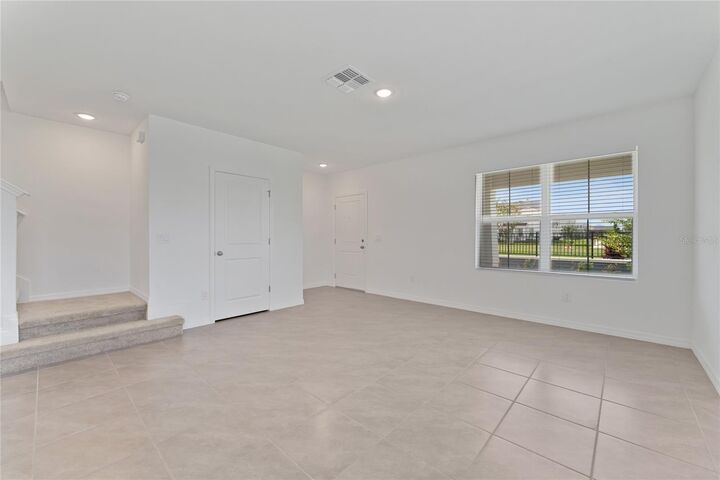 Property Photo:  15014 Windflower Alley  FL 34787 