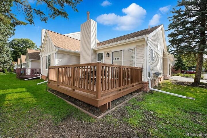 Property Photo:  6355 Sheppard Drive 92  MI 48185 7766 