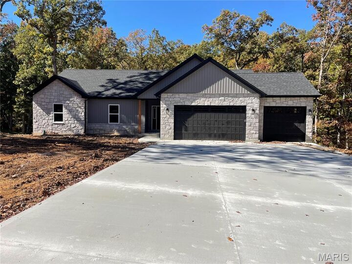 Property Photo:  130 Bristol Ridge Drive  MO 63379 