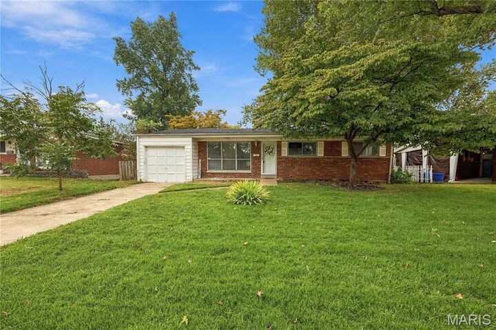 Property Photo: 14 Tamma Lane MO 63042