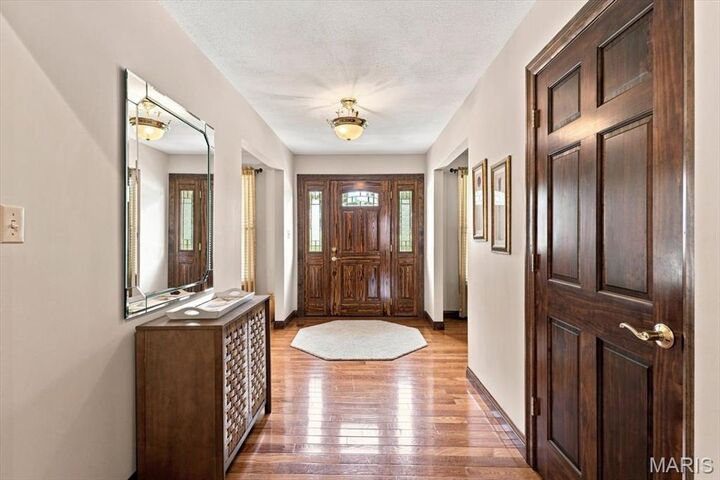 Property Photo: 4550 Mattis Road MO 63128