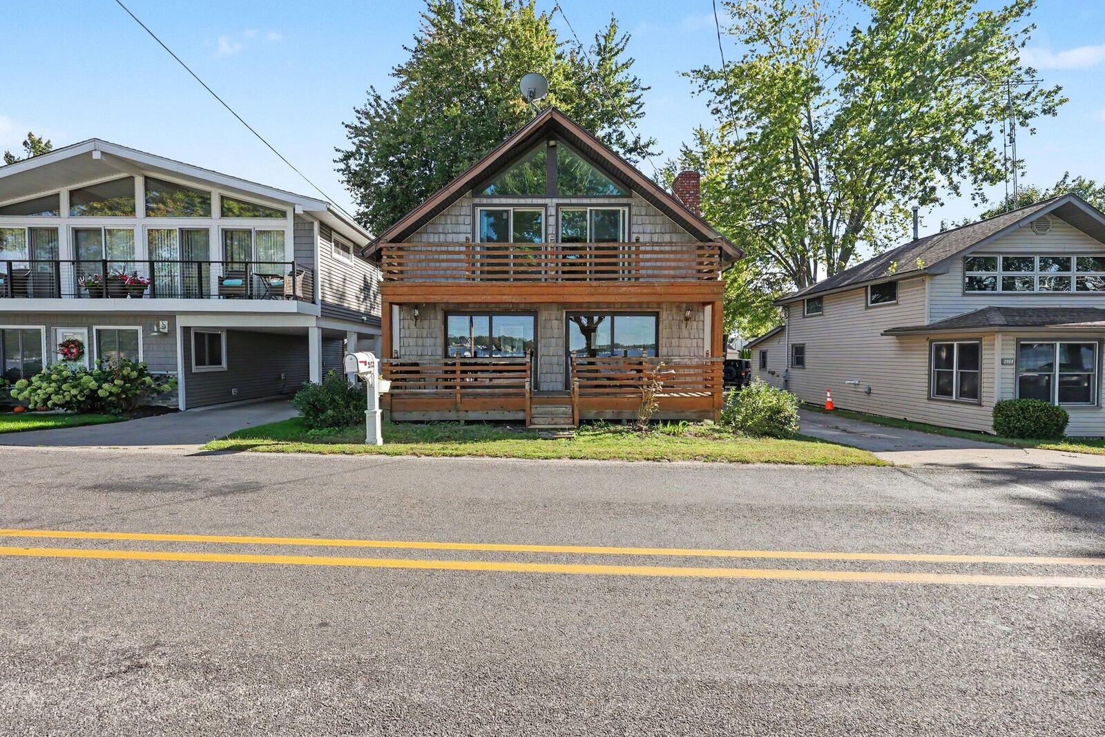 Property Photo: 2973 Round Lake Highway MI 49253