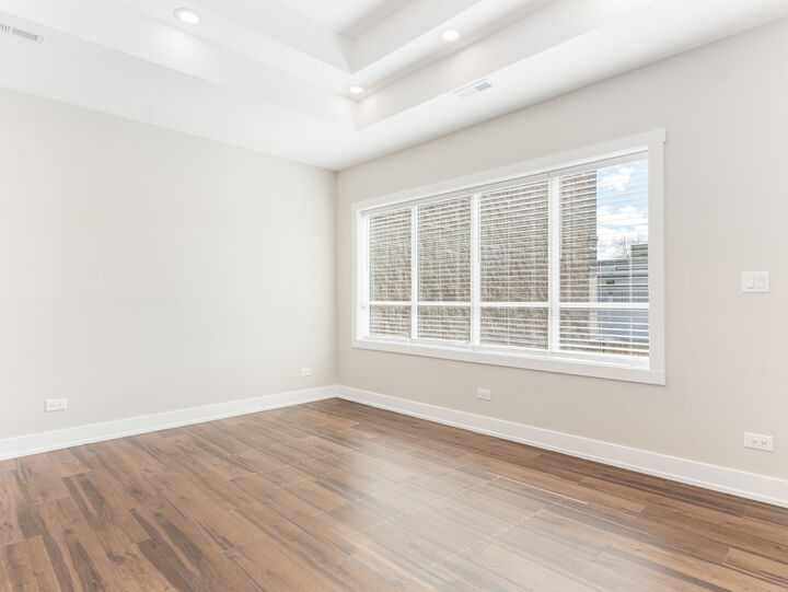 Property Photo:  638 W 47th Street  IL 60609 