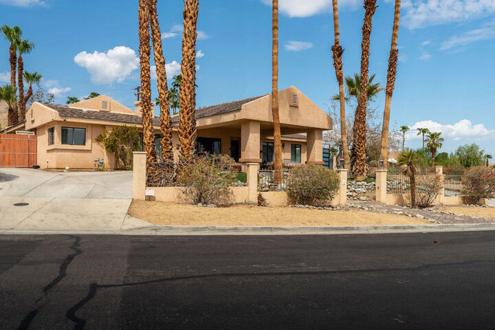 Property Photo:  38895 Paradise Way  CA 92234 