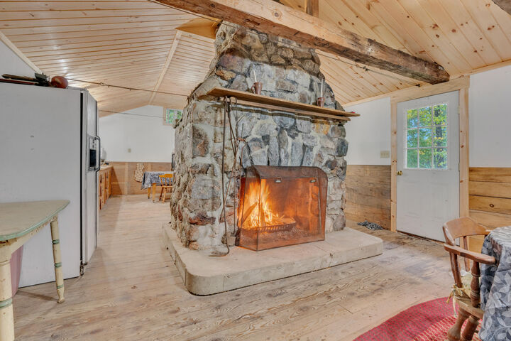Property Photo:  24 Pitts Road  ME 04076 