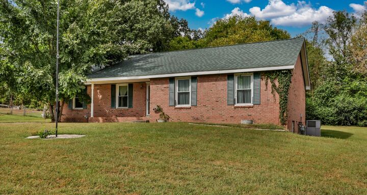 Property Photo: 3434 Melrose Dr TN 37042