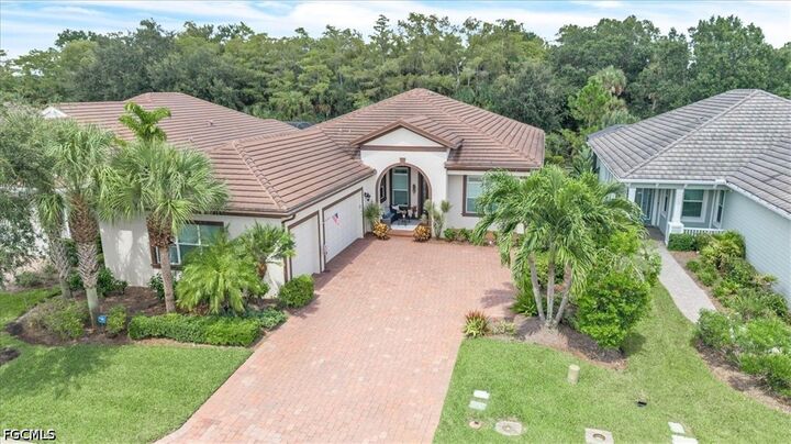 Property Photo:  13741 Woodhaven Circle  FL 33905 