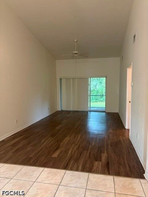 Property Photo:  707 SE 24th Avenue 4  FL 33990 