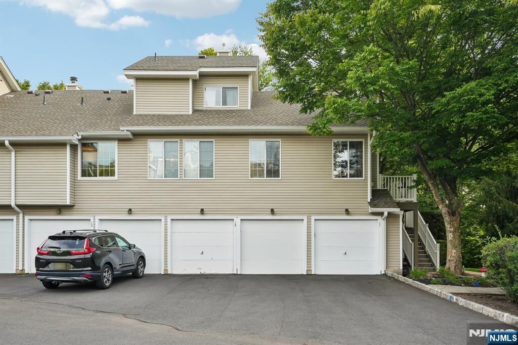 Property Photo: 11 Stevens Court NJ 07921