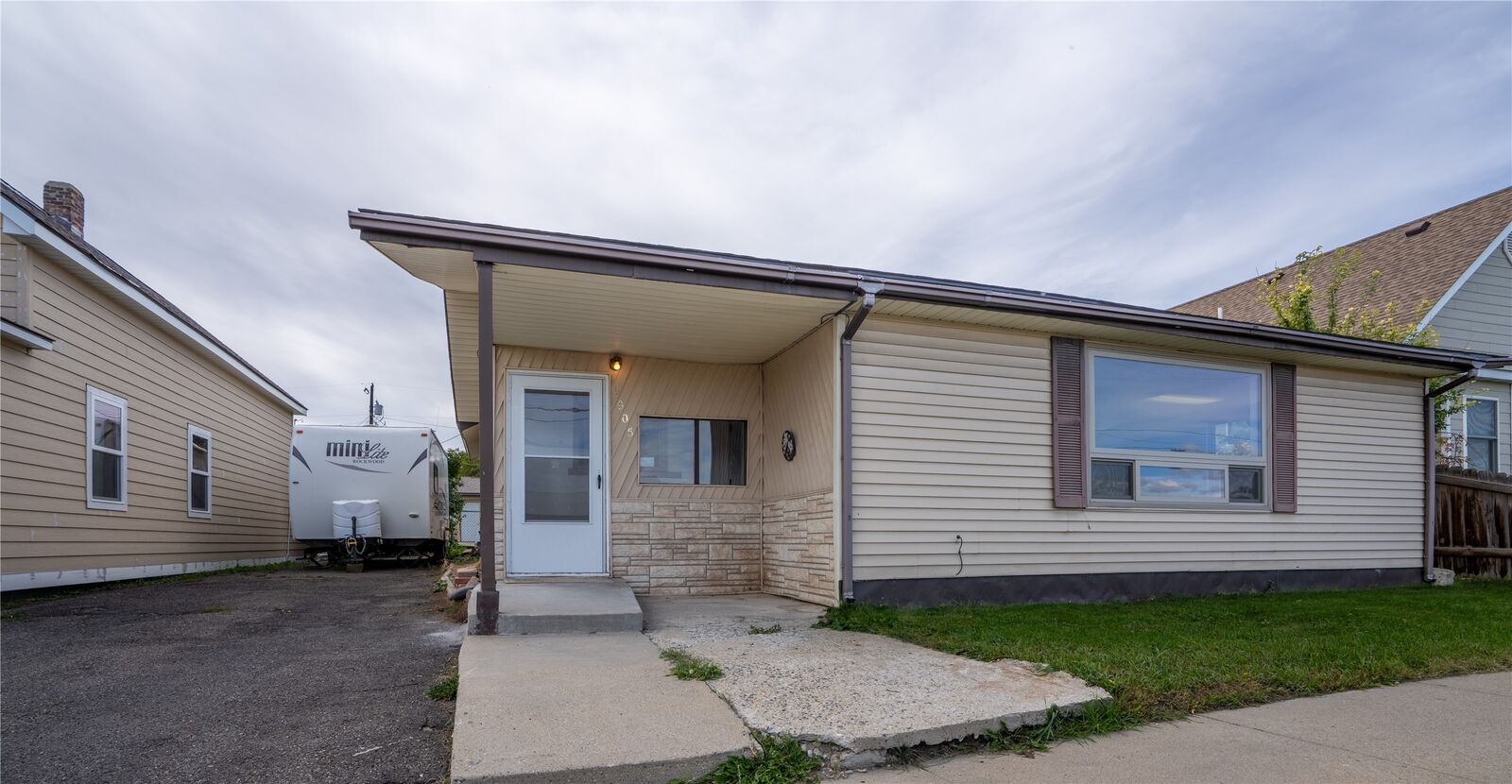 Property Photo: 1905 Boulder Avenue MT 59601