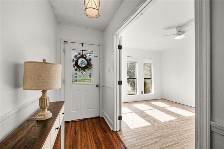 Property Photo:  504 Sherwood Court  LA 70458 