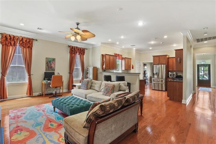 Property Photo: 18 Seaward Court LA 70131