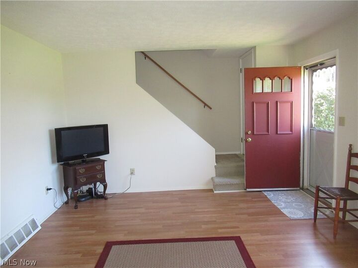 Property Photo:  295 Carriage Lane  OH 44406 