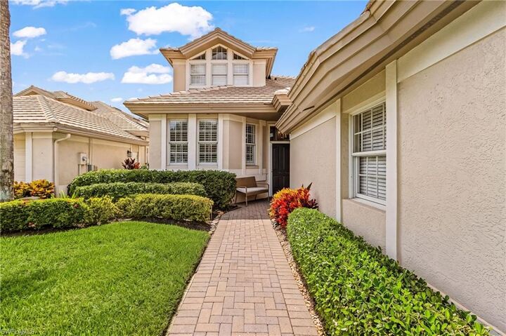 Property Photo: 27090 Enclave Dr FL 34134