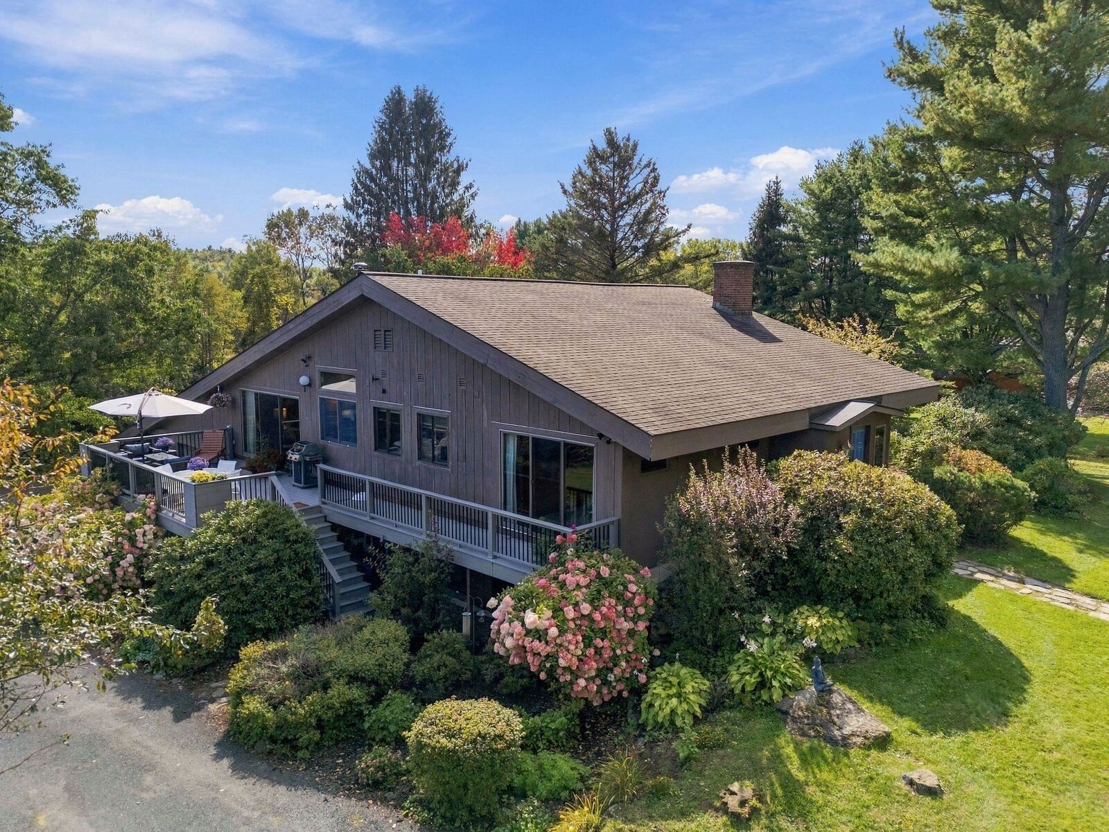Property Photo:  3 Quail Drive  NH 03750 