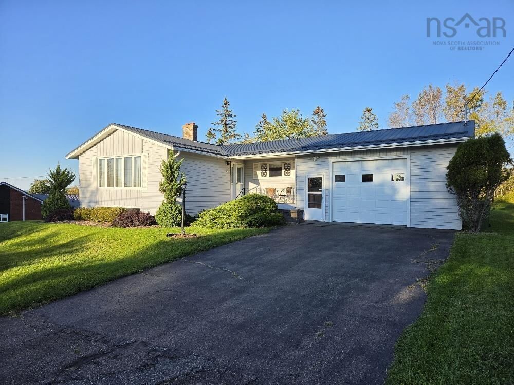 Property Photo:  351 Pleasant St  NS B2N 1T5 