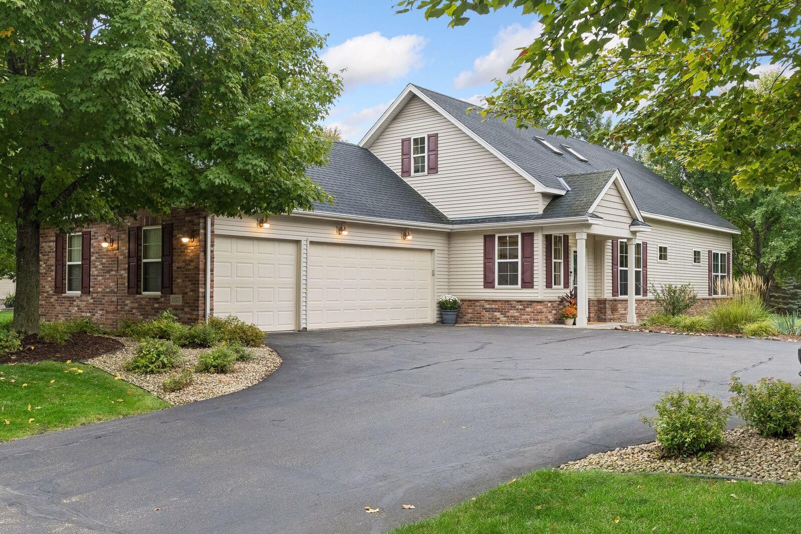 Property Photo:  10571 Mississippi Circle N  MN 55443 
