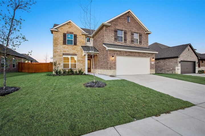 Property Photo:  1533 Sidewinder Trail  TX 76087 