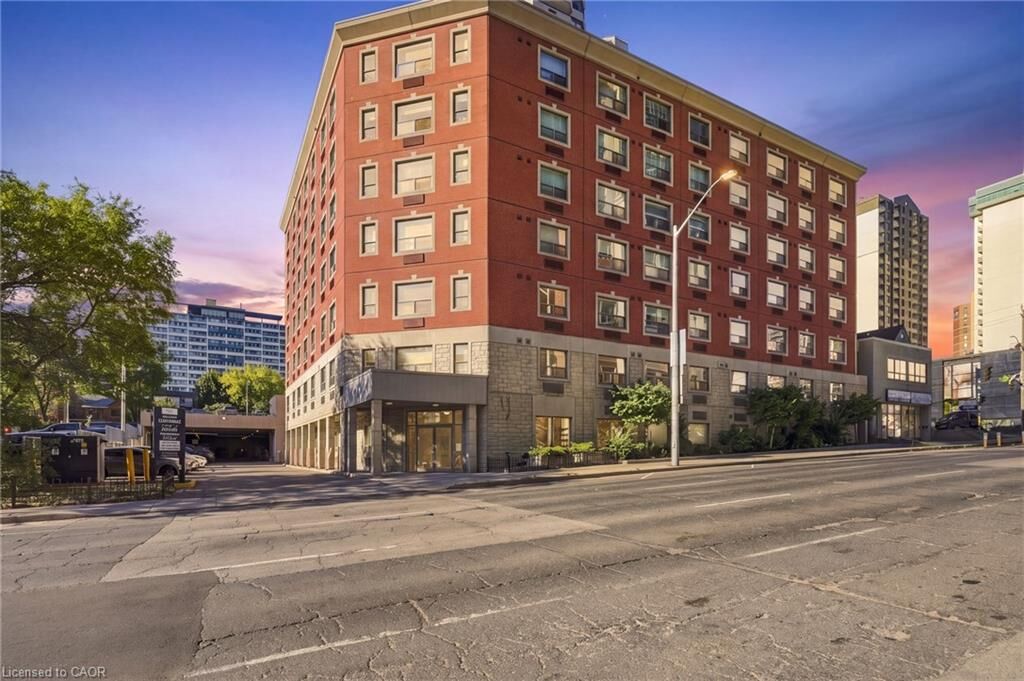 Property Photo:  149 Main Street W 202  ON L8P 1H9 