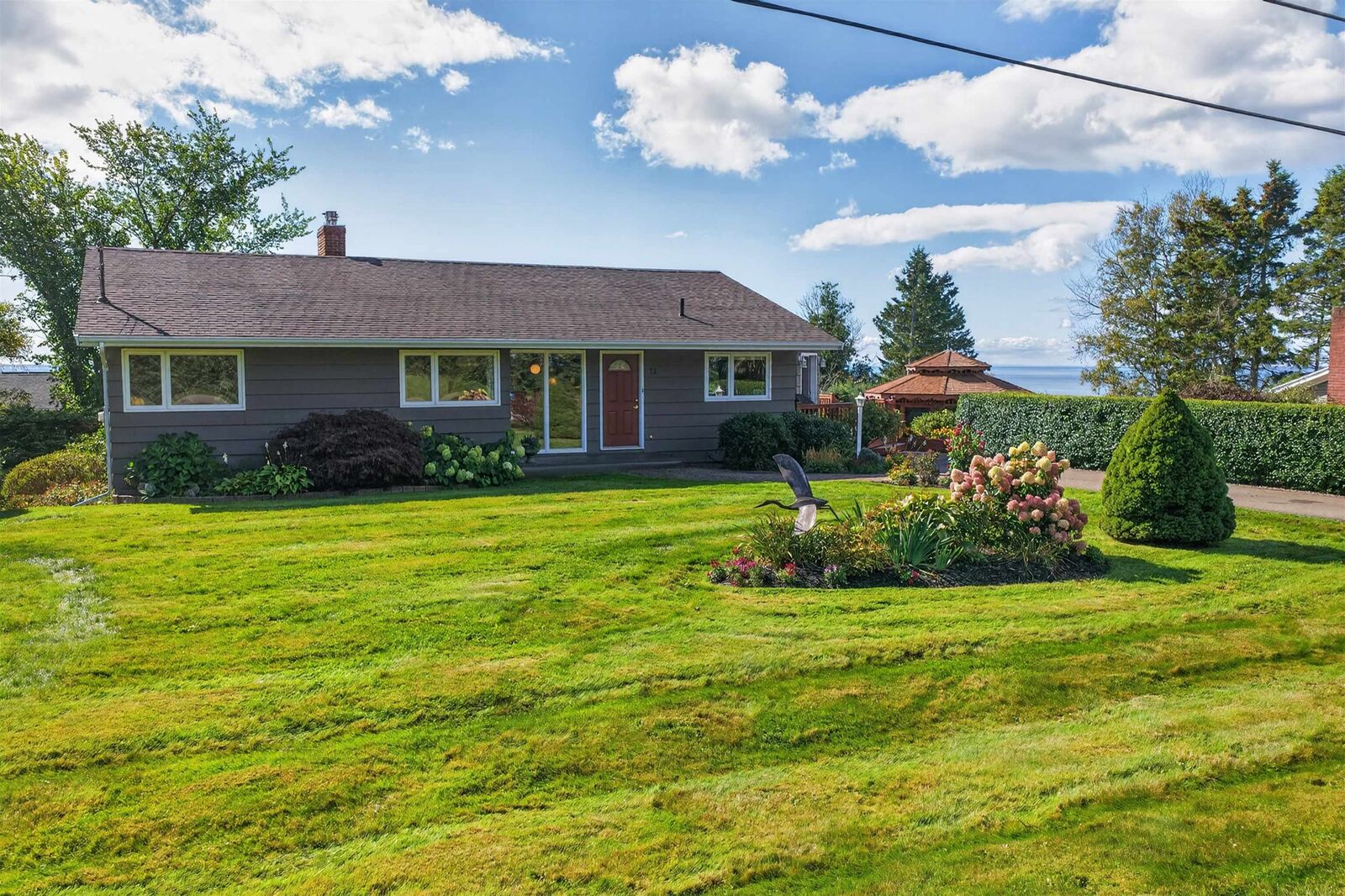 Property Photo: 22 Upper Tea Hill Crescent PE C1B 2V1