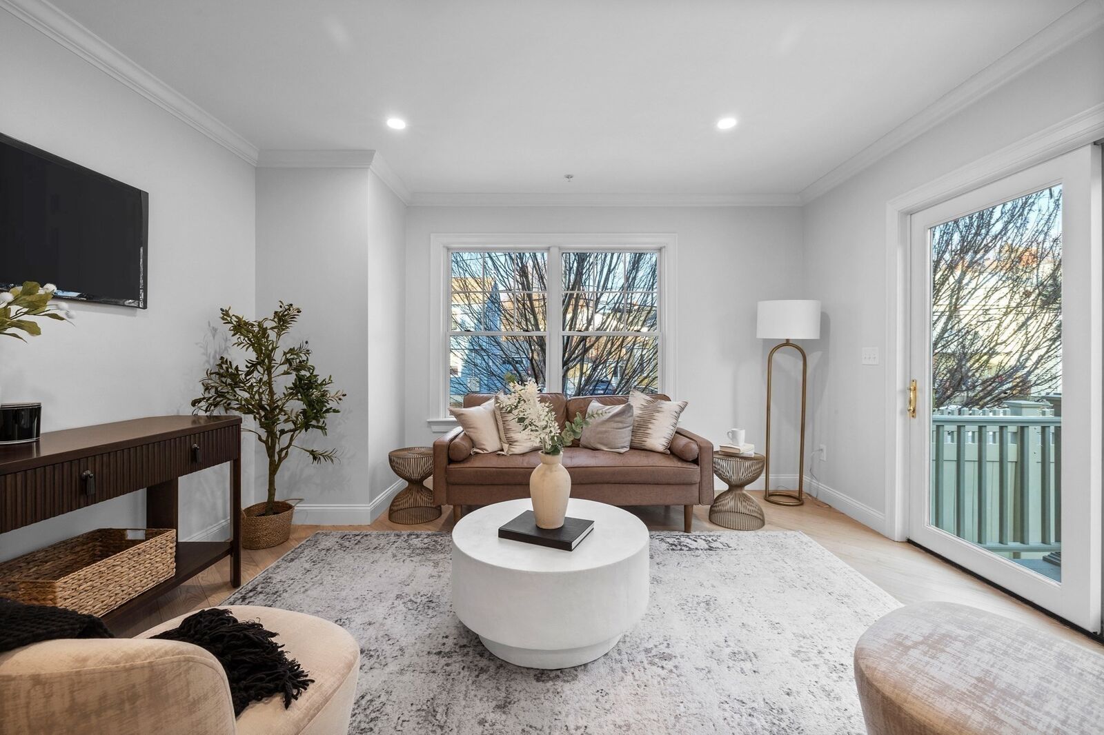 Property Photo:  200 Fayette 1  MA 02472 