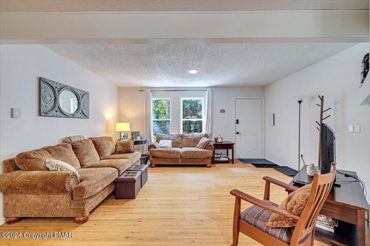 Property Photo:  4121 Romeo Road  PA 18466 