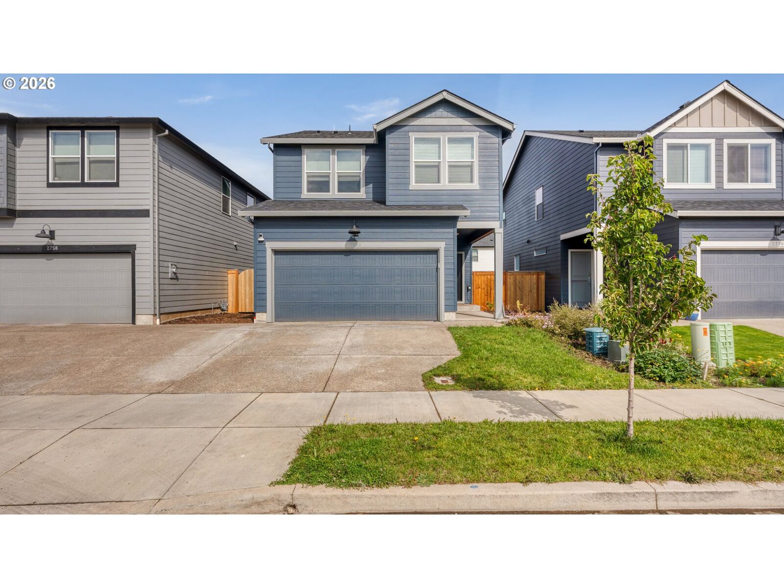 Property Photo: 2766 V St OR 97477