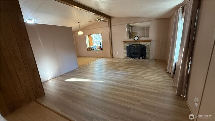 Property Photo:  722 NE 2nd  WA 98851 