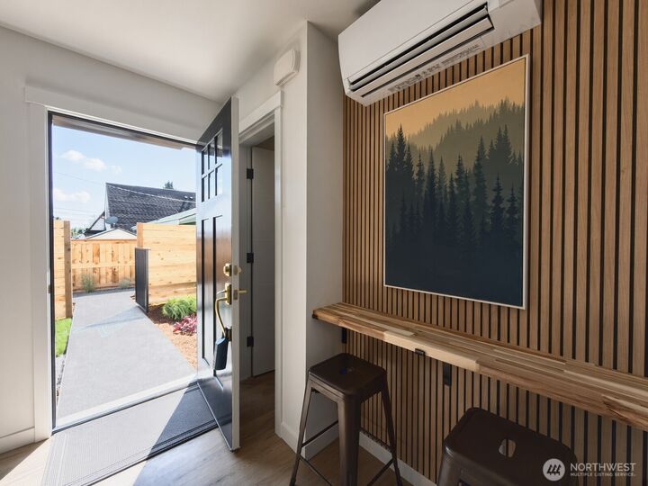 Property Photo: 5404 20th Avenue S WA 98108