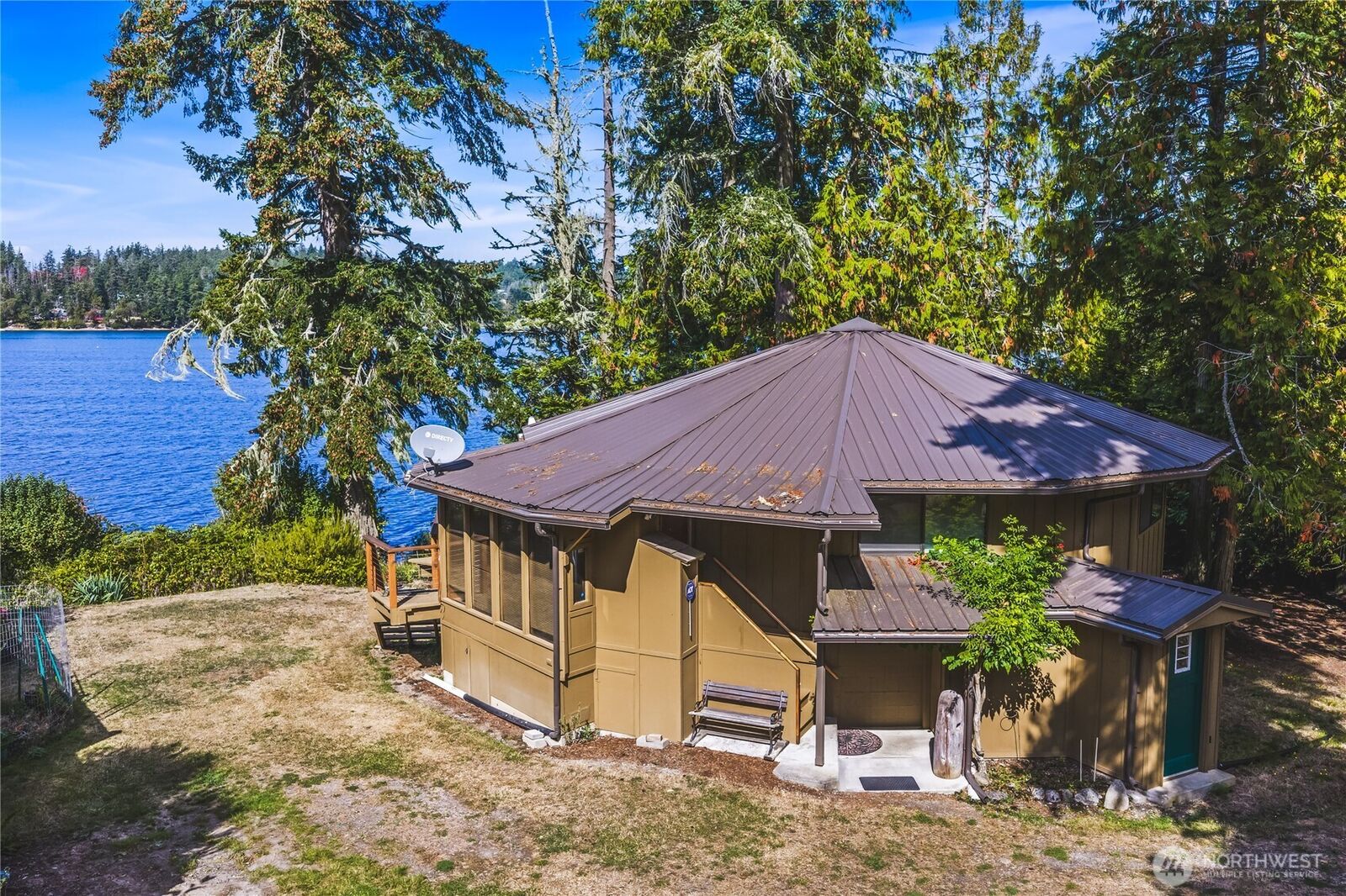 Property Photo:  304  Westcott Drive  WA 98250 