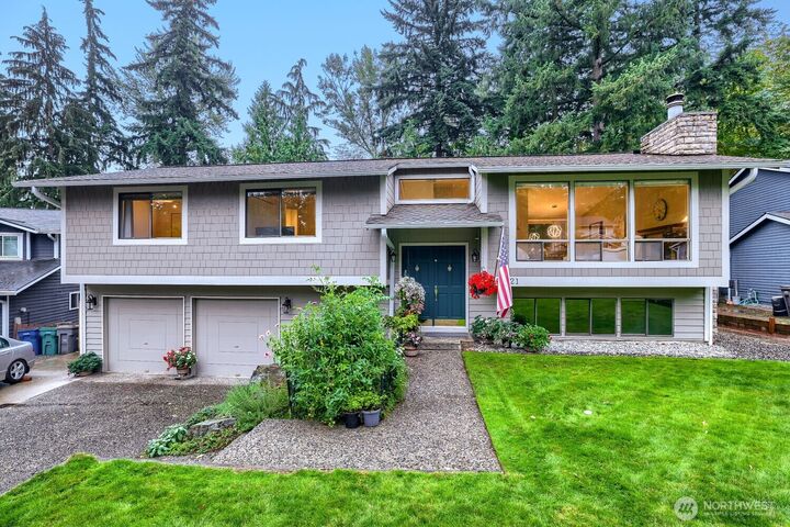 Property Photo: 11821 NE 102nd Place WA 98033