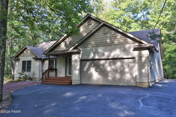 Property Photo:  121 Goldrush Drive  PA 18428 