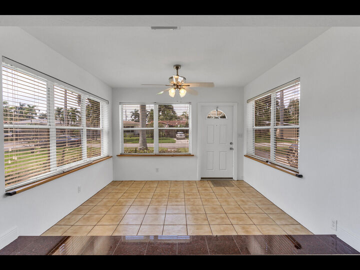 Property Photo:  1315 Buchanan Street  FL 33019 