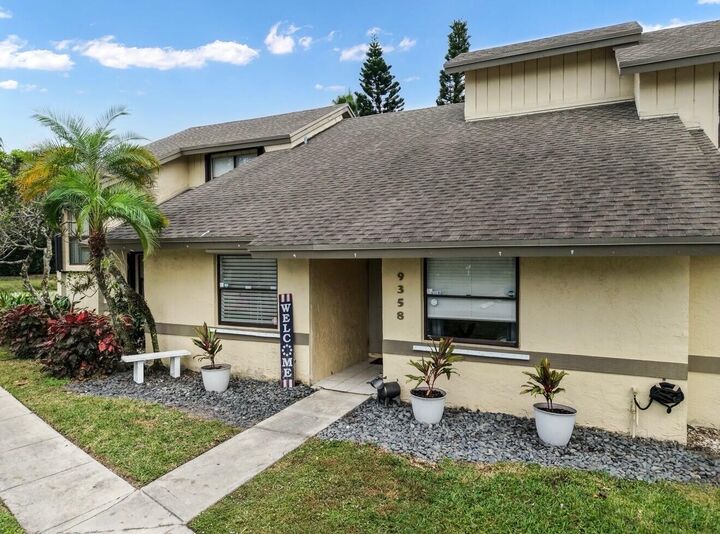 Property Photo: 9358 Ketay Circle FL 33428