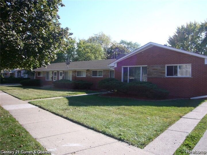 Property Photo: 1111 Montie Road MI 48146
