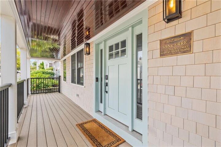 Property Photo:  7 Dearborn Street 3  RI 02840 