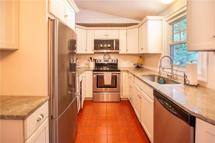 Property Photo:  13 Sleepy Hollow Court  RI 02891 