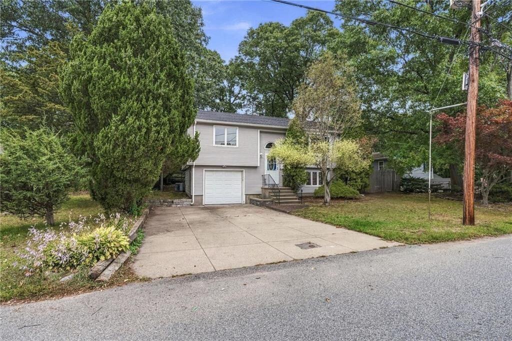 Property Photo:  15 Atlantic Avenue  RI 02904 