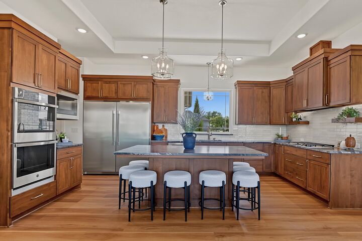 Property Photo:  2006 W Harborlight  KS 67204 