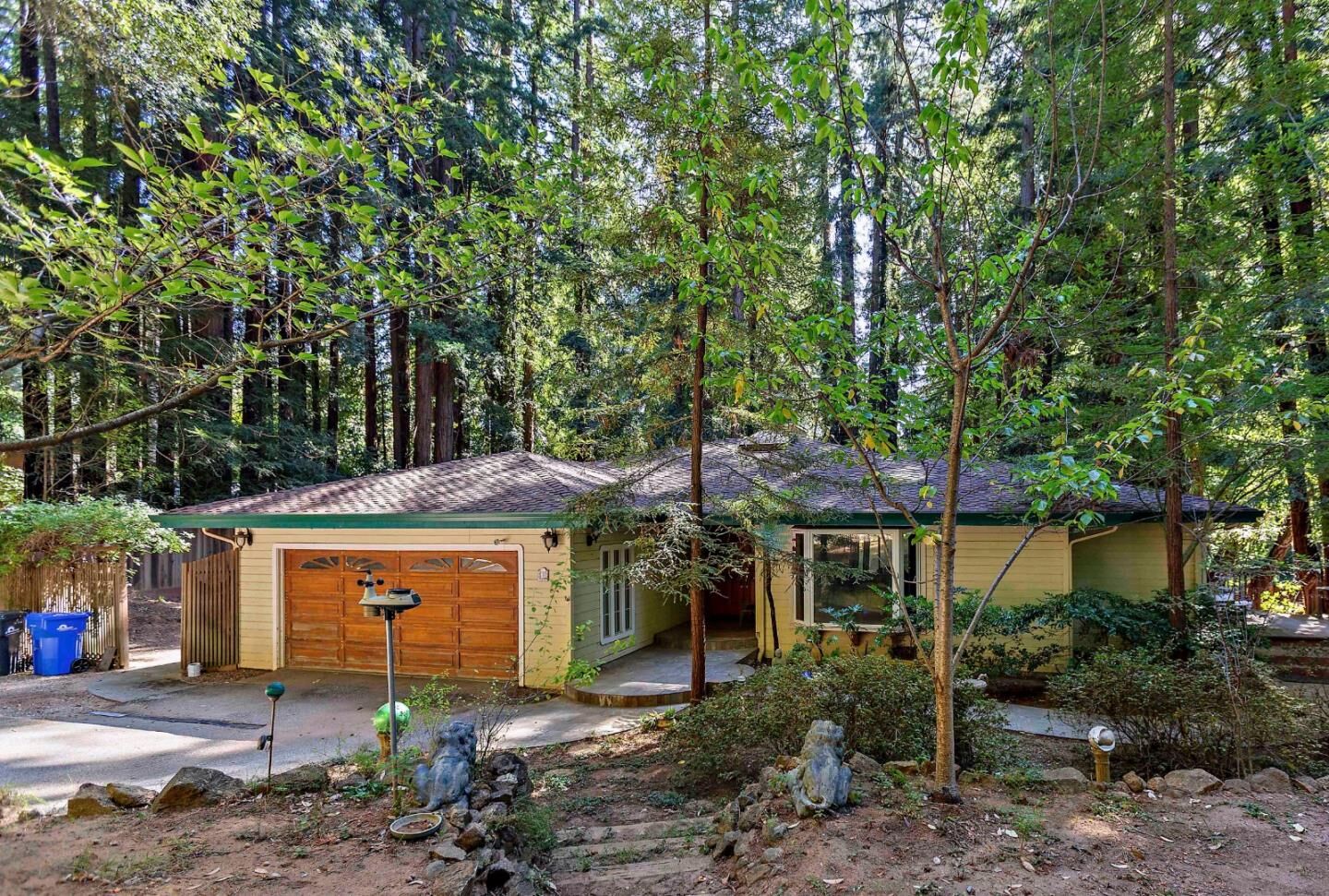 Property Photo:  10 Atherly Lane  CA 95060 