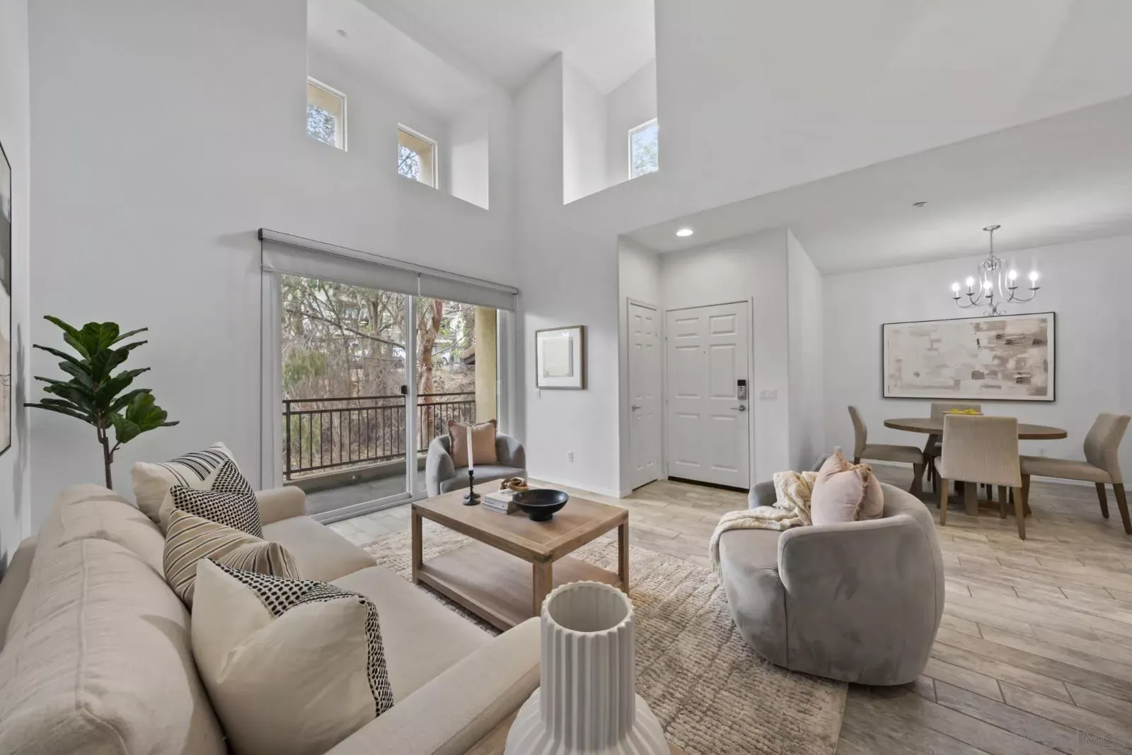 Property Photo:  5422 Zeil Pl  CA 92105 