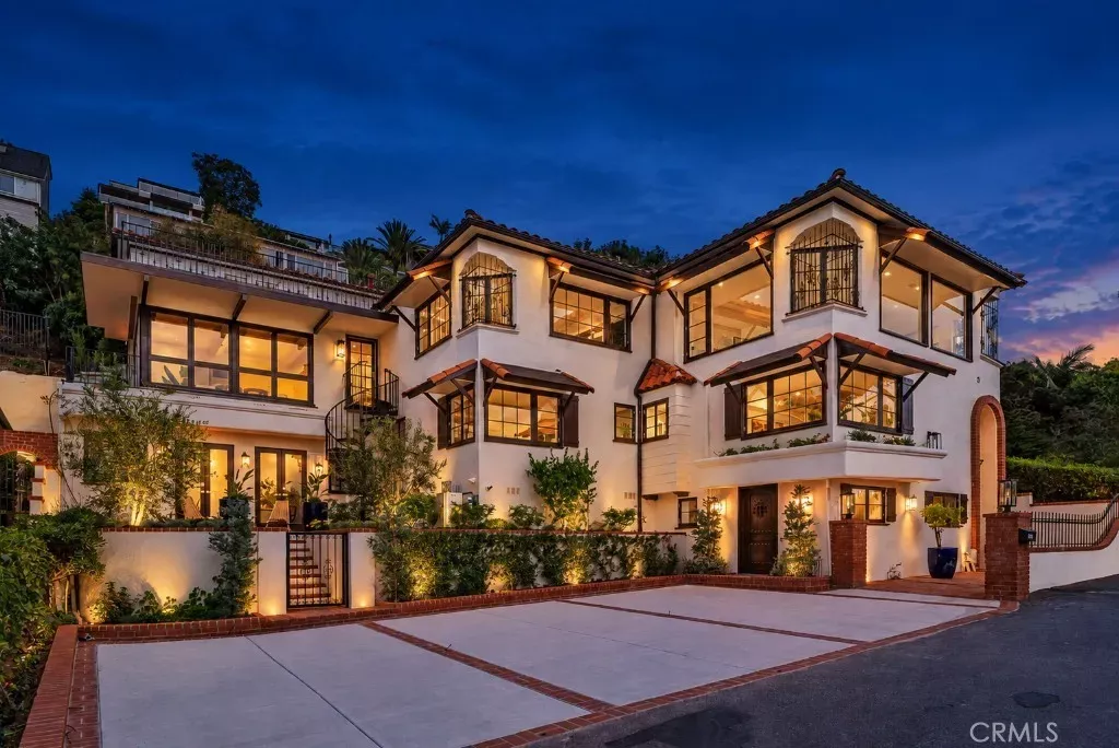 Property Photo:  2616 Queda Way  CA 92651 